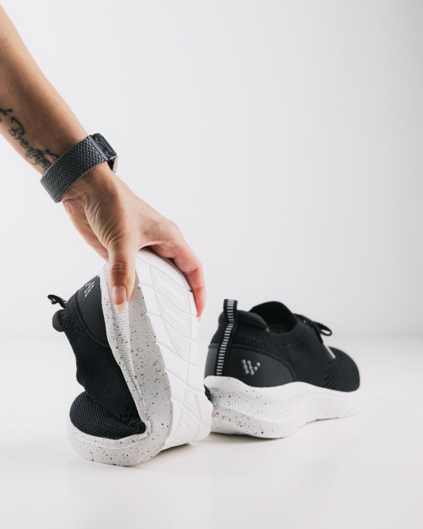 Wink - Carne black women sport shoes