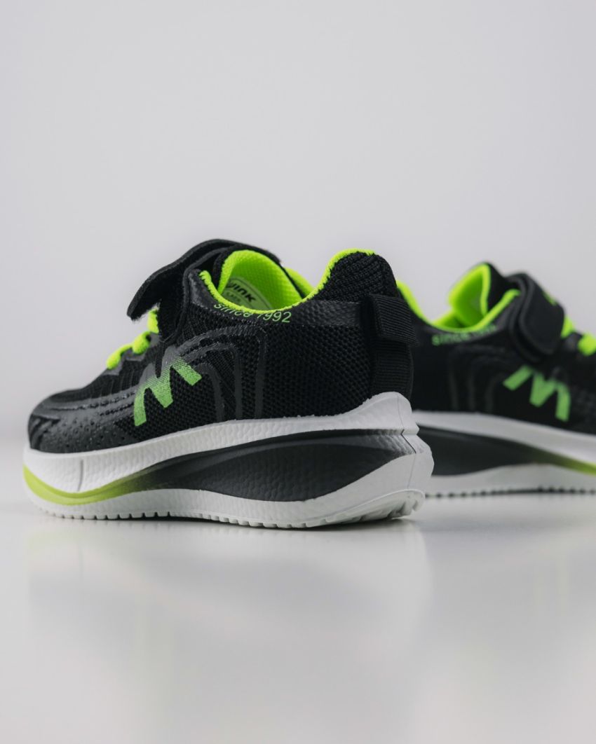 Wink - Ilaer fekete fiú baba sneaker