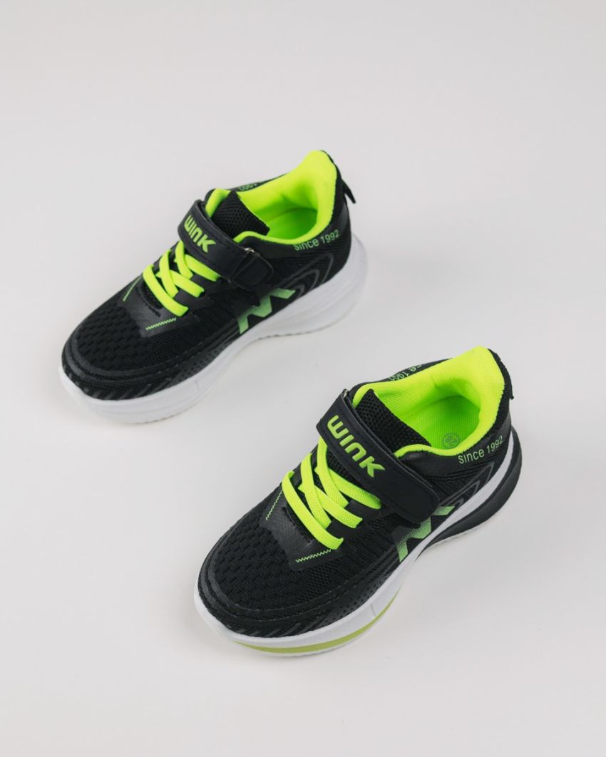 Wink - Ilaer fekete fiú sneaker