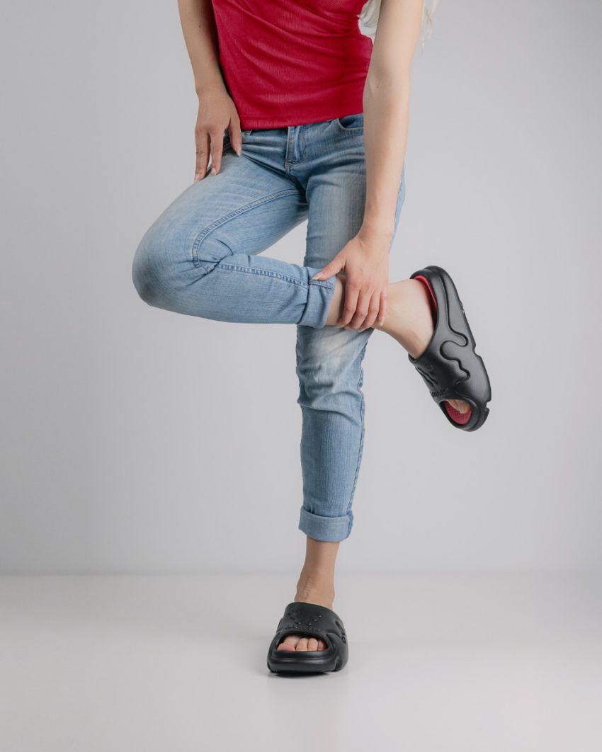 Wink - Calyx black women slippers